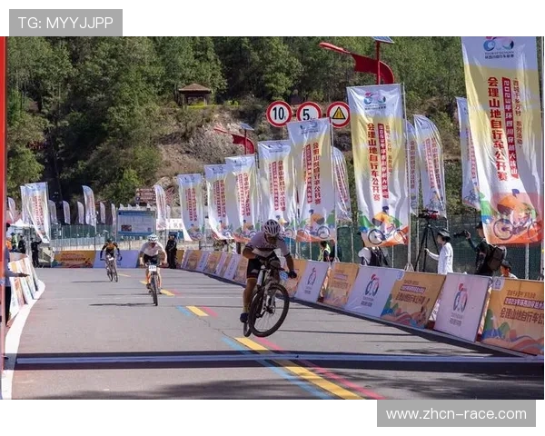 大理赛周克强夺山地自行车男子精英组冠军